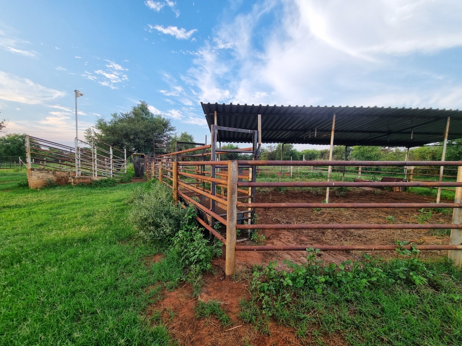 Commercial Property for Sale in Schylock A H North West